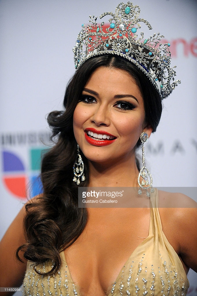 Latina - ana patricia gonzalez, nb latina 2010. - Página 2 L36ynzpl_jjo7