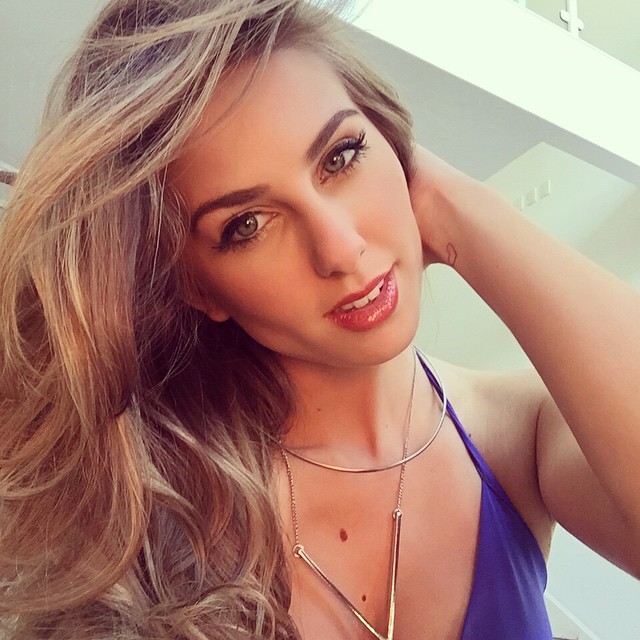 marthina brandt, miss brasil universo 2015. - Página 3 11313275_912550678805618_1761842827_n_uty6