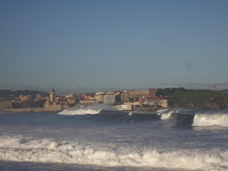 Oleaje en Gijón (3/1/2012) DSCI1747_bvn7