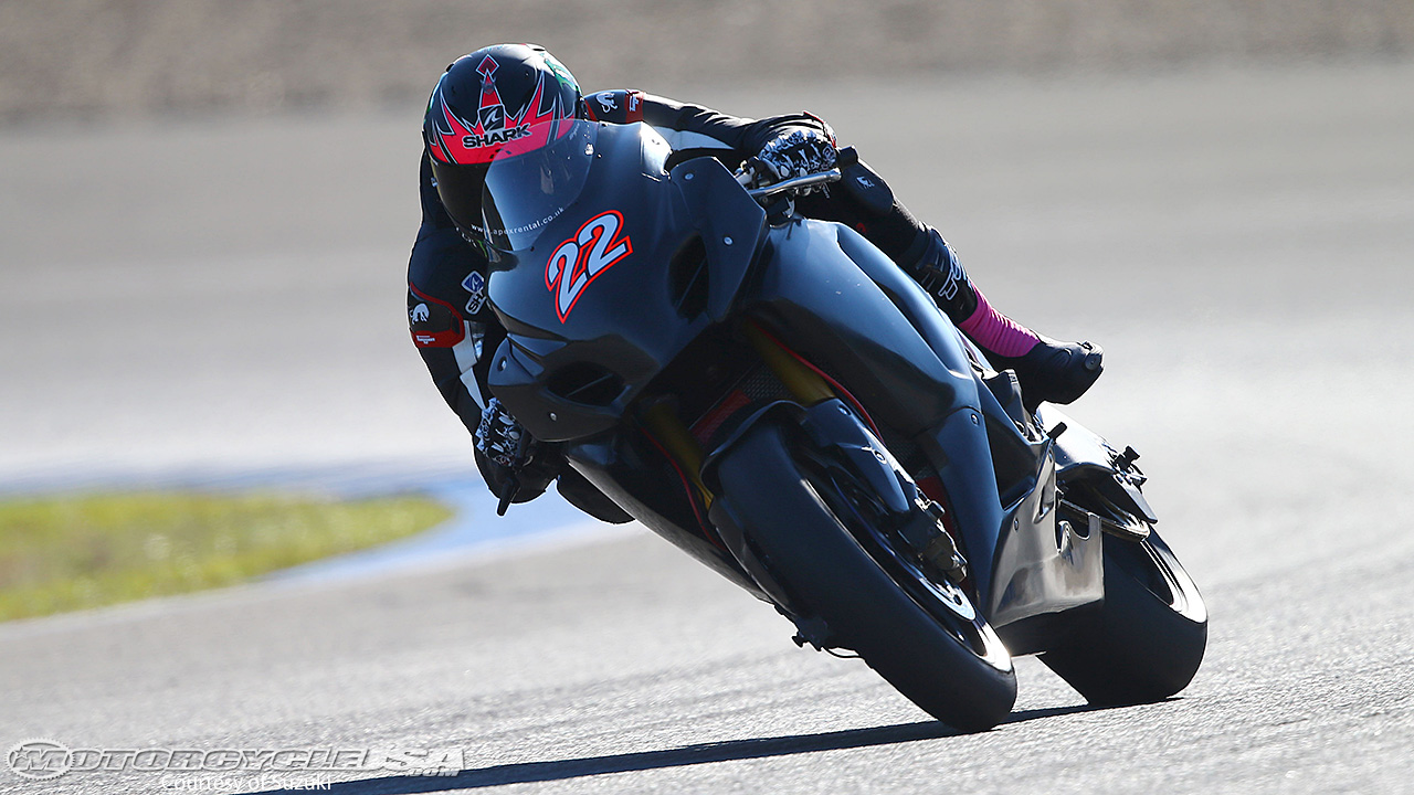 -Mondial WSBK 2014- - Page 2 Lowes-Suzuki-Test-2014