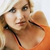 MEGAN • « show must go on »  Elisha-cuthbert-2997_cropped