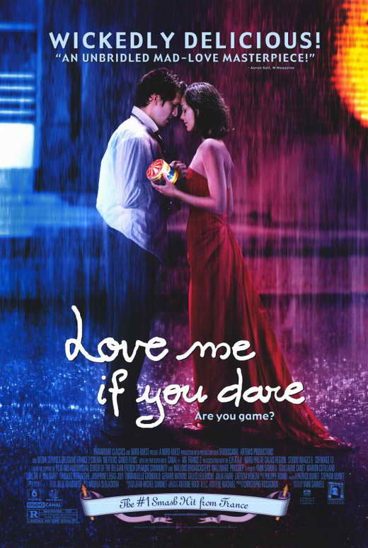 الفيلم الكوميدى الرومانسى الفرنسى للكبار فقط Love Me If You Dare 2003 بجودة DVDRip بمساحة 214 ميجا مترجم ‏ Love-me-if-you-dare-movie-poster-2003-1020221773