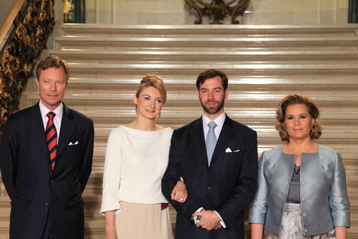 BODA GUILLAUME DE LUXEMBURGO Y STEPHANIE DE LANNOY - Página 2 D239fe2e3ba2a7b3ddd4414e4a532770