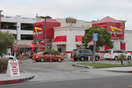 IN - N - OUT In_out_burger_outsideL