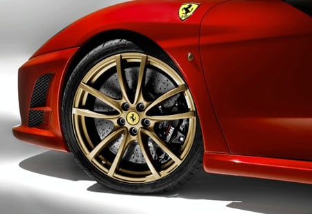 photos of Ferrari Cars SoOo Nice :D Ferrari_Carbon_Ceramic_Brakes