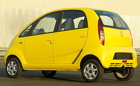 Mobil Tata Nano, paling murah didunia Tata_Nano_11