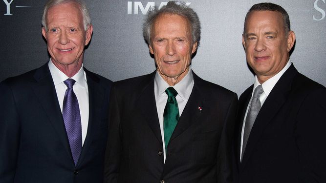 ¿Cuánto mide Clint Eastwood? - Altura - Real height Chesley-Sullenberger-Clint-Eastwood-Nueva_LPRIMA20160908_0075_26
