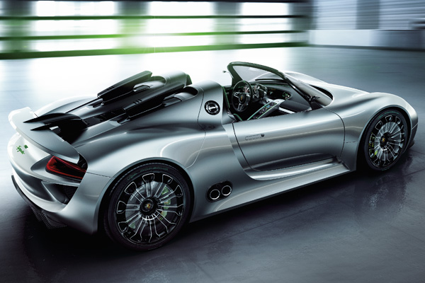 سيارات porsche Porsche_918_Spyder_03_600-600x400