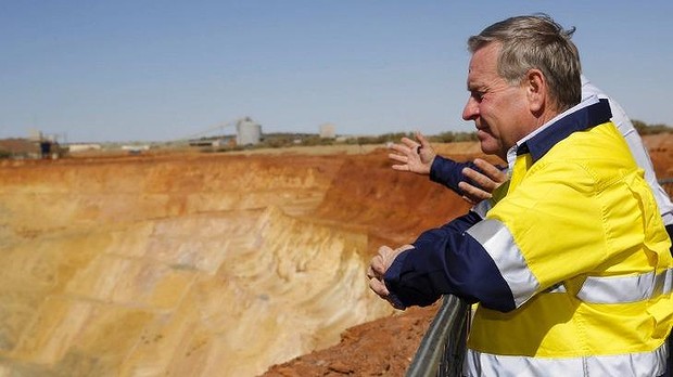 Menacing OZschwitz Premier Colin Barnett lashes BHP, Rio over iron ore price squeeze: "remember who your landlord is" Article%20Lead%20-%20wide62320219113r1uimage.related.articleLeadwide.729x410.113ql7.png1412869175216.jpg-620x349