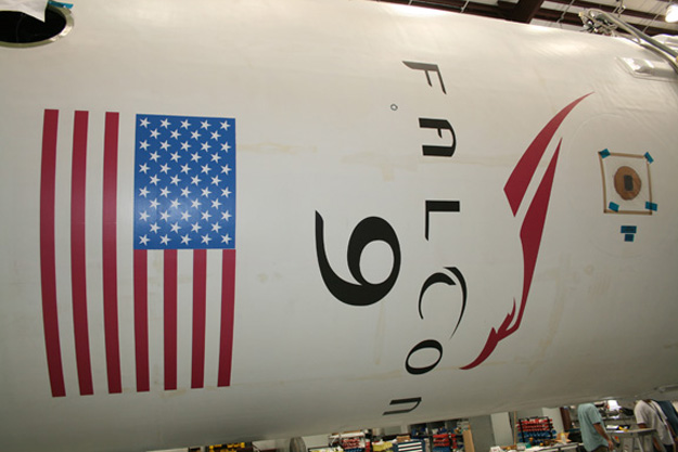 falcon -9 - Falcon 9 (Dragon COTS 1) - CCAFS - 8.12.2010 IMG_8333_KenKremer