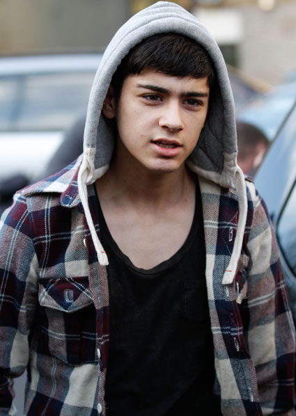 the cool singer zayn malik   *** 120111ZAINHOOD