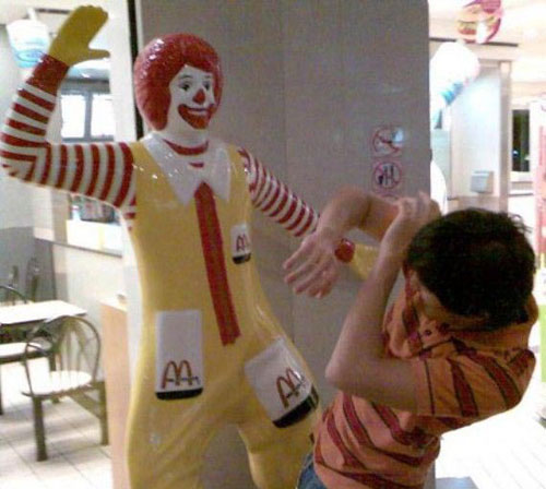 ke mono es el mas gilipollas? Ronald