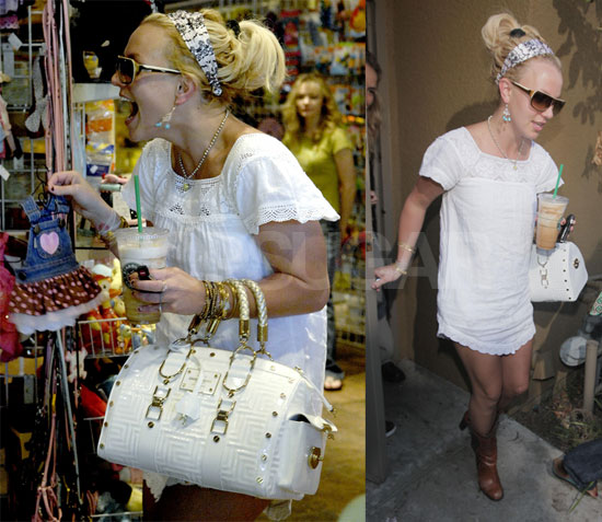 .:Britney Spears:. - Page 3 Britshopping