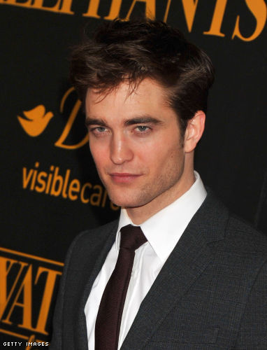 + Pics de rob en la premiere de WFE  GYI0064375802_xxlarge