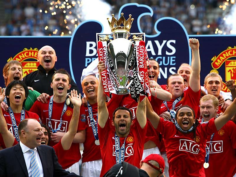 Razones por las cuales a los hombres les gusta el futbol... Manchester_United_Premier_League_Champions_20_863950