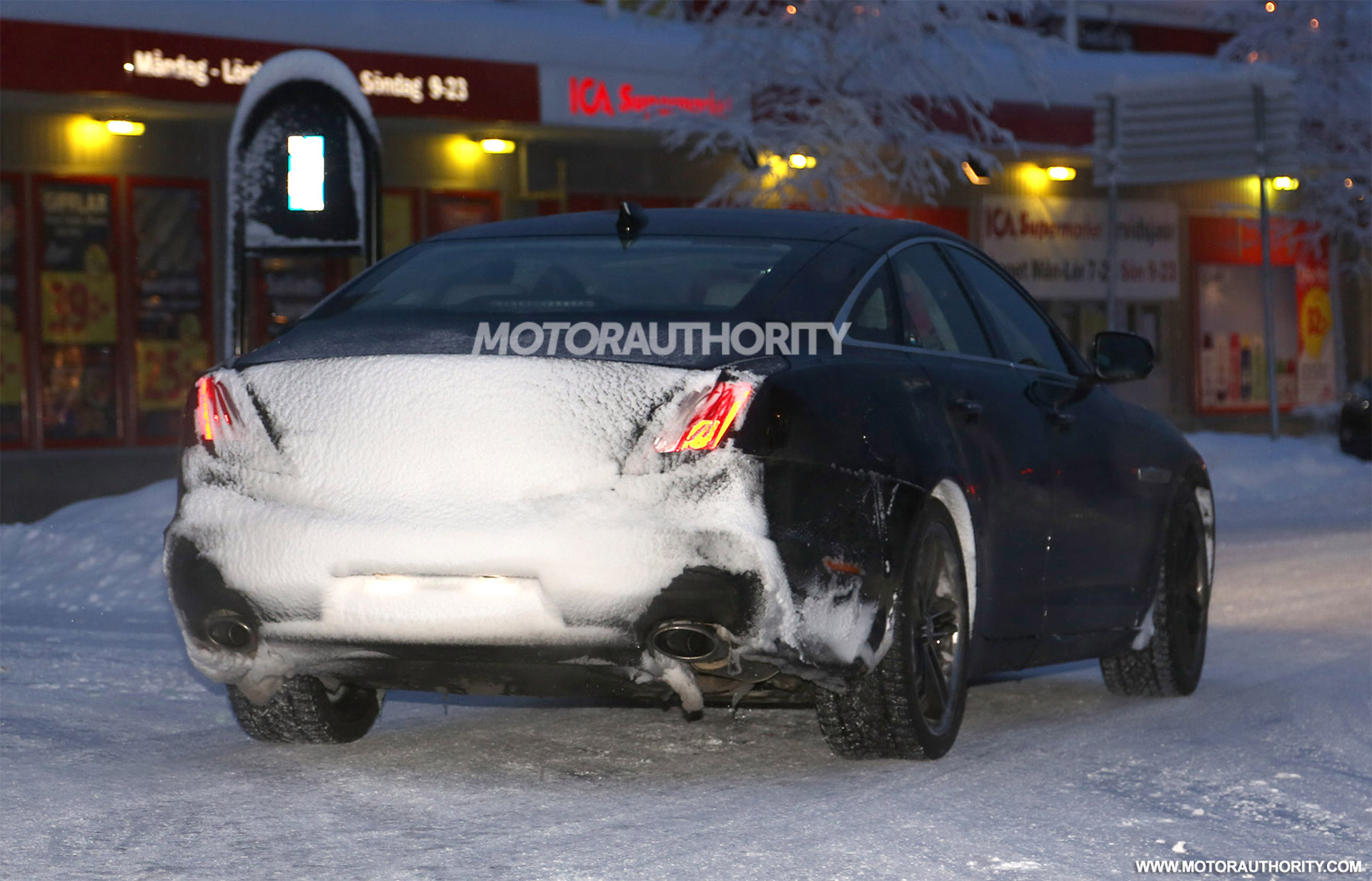 2015 - [Jaguar] XJ Restylée - Page 2 2016-jaguar-xj-facelift-spy-shots_100497787_h