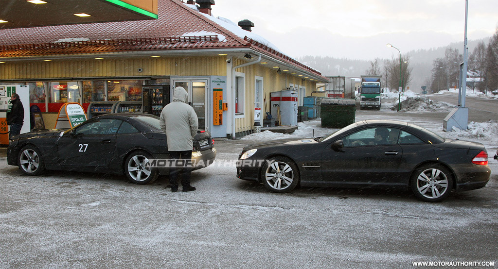 2011 - [Mercedes] SL [R231] 2013-mercedes-benz-sl-class-spy-shots_100308385_l