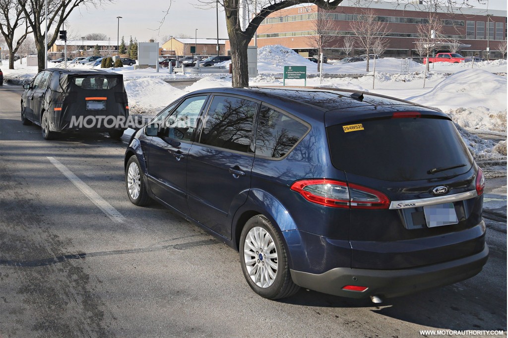 Le S-Max 2015 se dévoile - Page 5 2015-ford-s-max-spy-shots_100457113_l