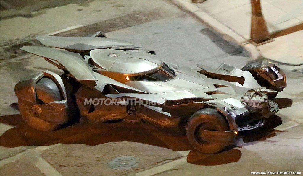 [Hot Wheels Elite] 1:18 《Batman: Arkham Knight》Batmobile Batmobile-from-batman-v-superman-dawn-of-justice_100481686_l