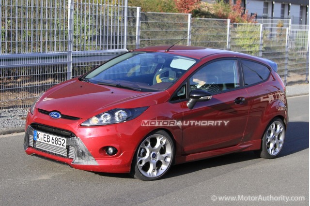 2011 Ford Fiesta ST EcoBoost 2011-ford-fiesta-st-spy-shots_100322732_m