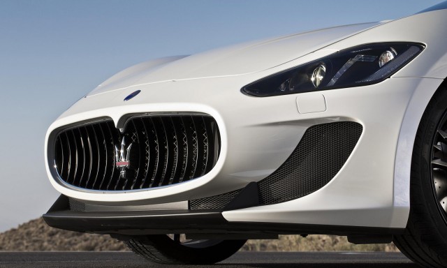 مازيراتي  2013-maserati-granturismo-convertible-mc_100403517_m