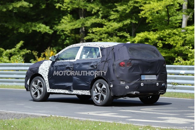 2015 - [Hyundai] Tucson III 2015-hyundai-tucson-ix35-spy-shots_100466850_m