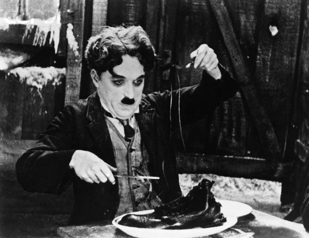 تشارلي شابلن - الفنان والإنسان Charlie-chaplin-the-gold-rush-1925_100179059_m