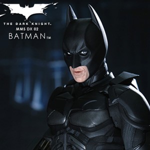 Outros itens colecionáveis que você quer ter: sonhos e pretensões! Hottoys-mms-dx02-dark-knight-batman-1-e1270462470109