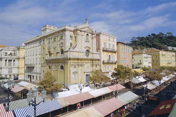 مملكة الريفييرا.... Mercatino-nizza