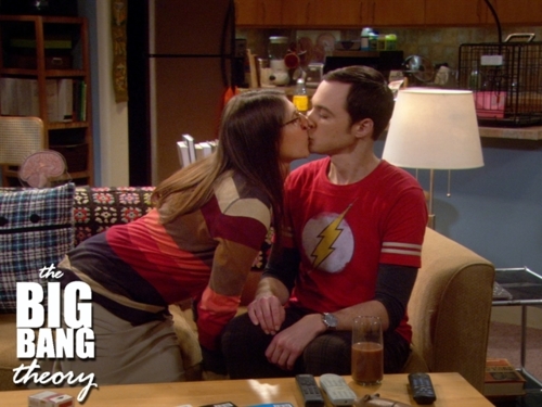 The Big Bang Theory Shamy_kiss