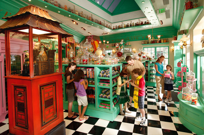 Honeydukes BB_Vert_Honeydukes1_tcm13-14026