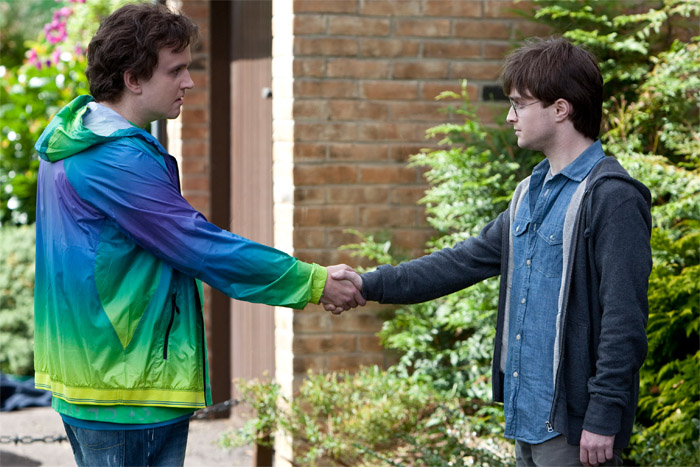 Información adicional de J.k Rowling DH1_Dudley_Dursley_shakehand_with_Harry_Potter