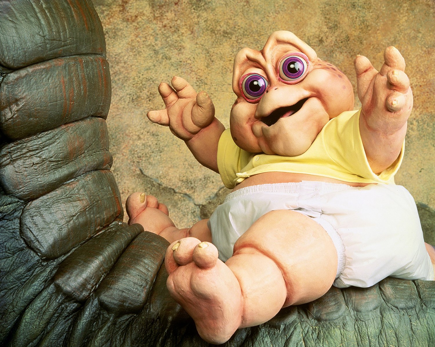 Worst news ever Q.Q!! BabySinclair