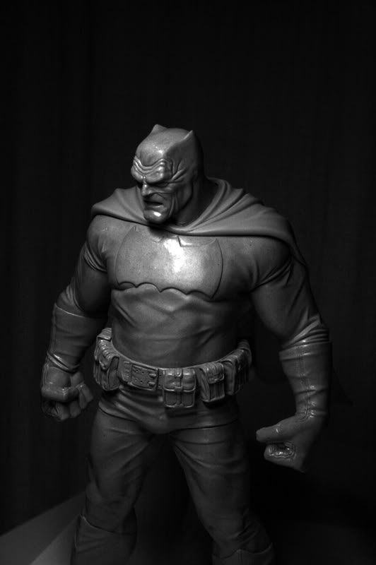 [HOT TOYS] DX12: Batman - The Dark Knight  - Página 3 103762_batmanfrankmiller-thiagoprovin17-27