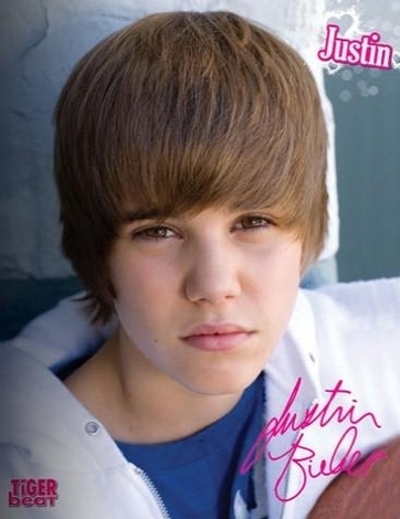 Que te conecta... [JUEGO] Justin-photoshoot-justin-bieber-9048993-367-477-7j9_ryt