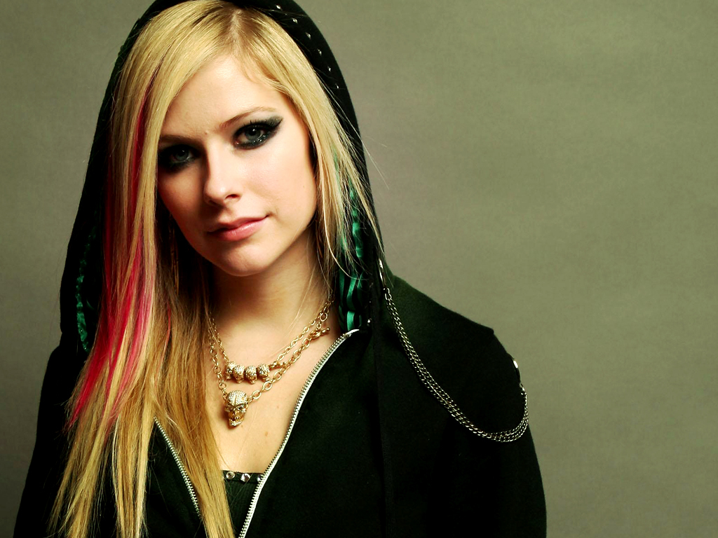 صور افريل لافين منوعة Avril-avril-lavigne-945842_1024_768