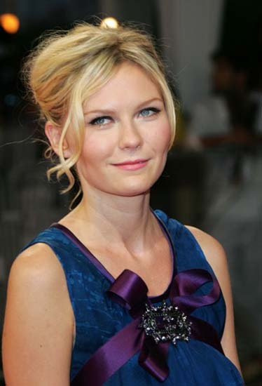 Croline Alice Watson Kirsten-Dunst-kirsten-dunst-915910_374_550