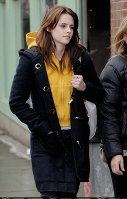 Kristen Stewart - Pagina 7 Kristen-kristen-stewart-844139_254_398