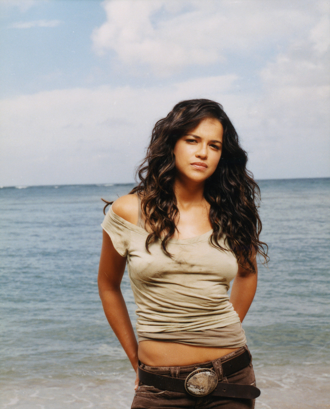 Grace Belaqcua Michelle-michelle-rodriguez-1087143_652_806