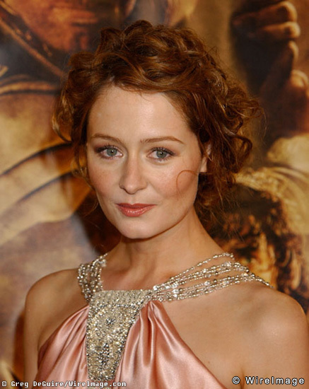 Abecedario famosos/celebridades - Página 3 Miranda-Otto-miranda-otto-1025514_437_550