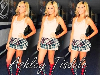 ashley tisdale fan club Ashley-Tisdale-Trio-ashley-tisdale-1337204-320-240