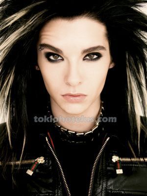 Fotos tou BILL !!! Bill-bill-kaulitz-1341108-300-400