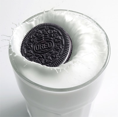    Oreo-and-Milk-oreo-1413993-403-400