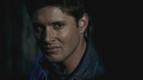 Supernatural - Sayfa 2 Jensen-as-dean-winchester-jensen-ackles-1685612-500-281