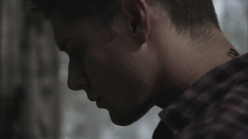 Supernatural - Sayfa 2 Jensen-as-dean-winchester-jensen-ackles-1685660-500-281