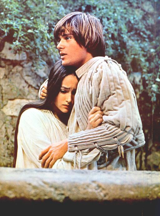 Topic download phim : Tình cảm - Tâm lý - Hài hước  ( Full HD ) Stills-romeo-and-juliet-1968-1847818-512-691