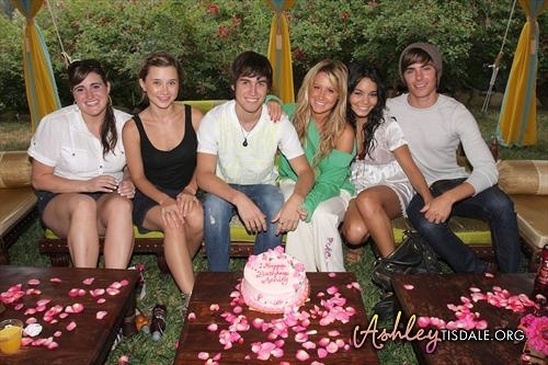 Ashley's 23rd Birthday Party at the the DKNY Jeans Beach House - July 27 2008 Ashley-s-23rd-Birthday-Party-zac-efron-and-vanessa-hudgens-2198382-500-333