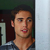 dustin milligan in the place !  but he are reyàhn aleksei clenton  U.C Dustin-90210-dustin-milligan-2382660-100-100