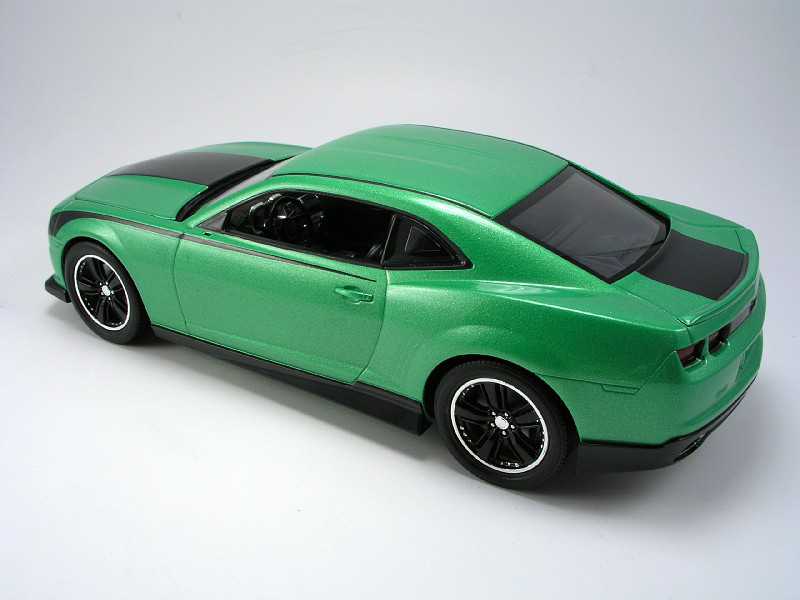 2010 Camaro SS par Revell P1010273vi-vi