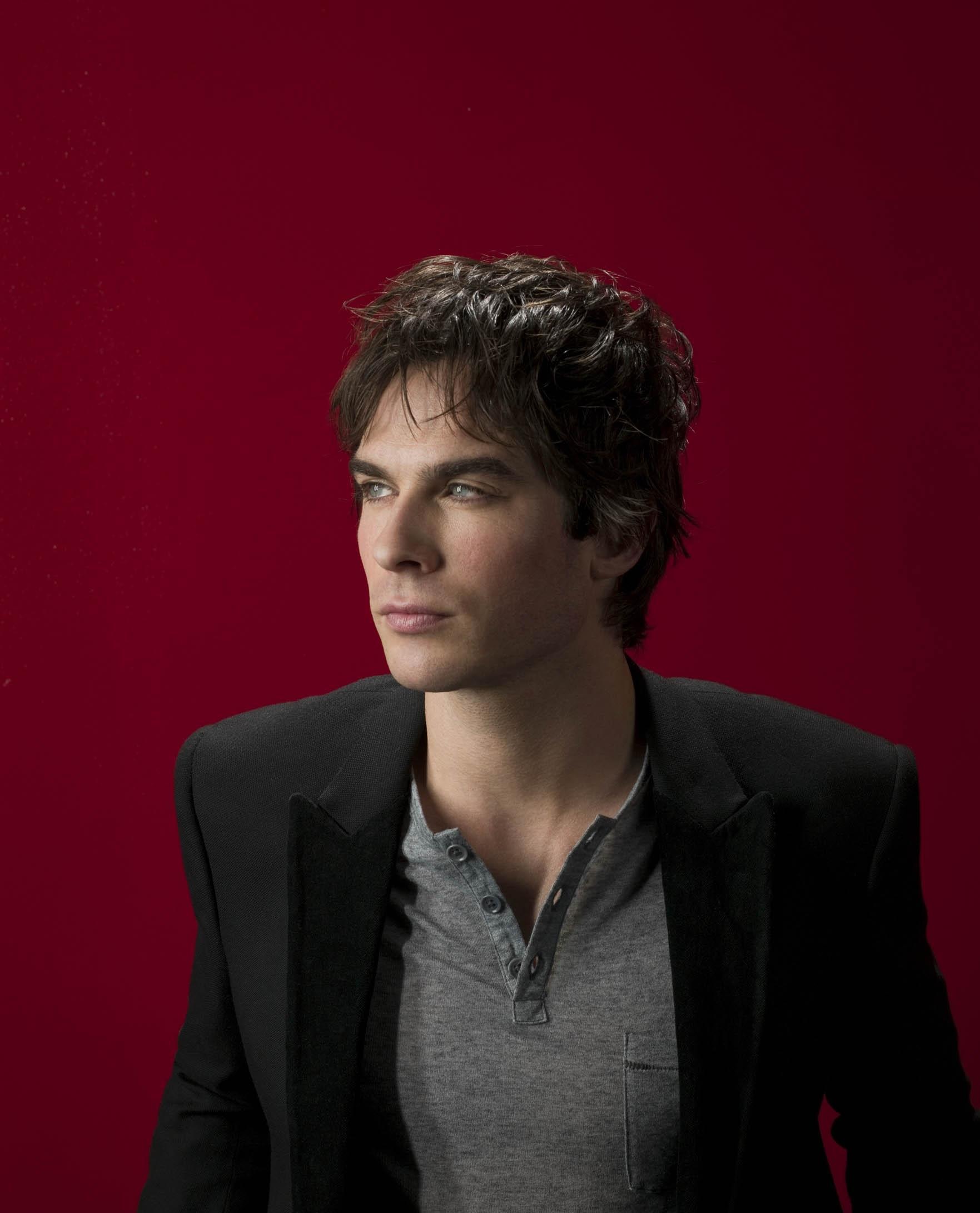 Vampire Diaries - Pictures -  3 -Ian-ian-somerhalder-10004970-1763-2182